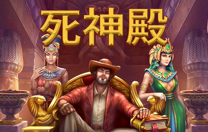奖杯实在太重啦！厄德高举起英超冠军奖杯，双臂青筋暴起